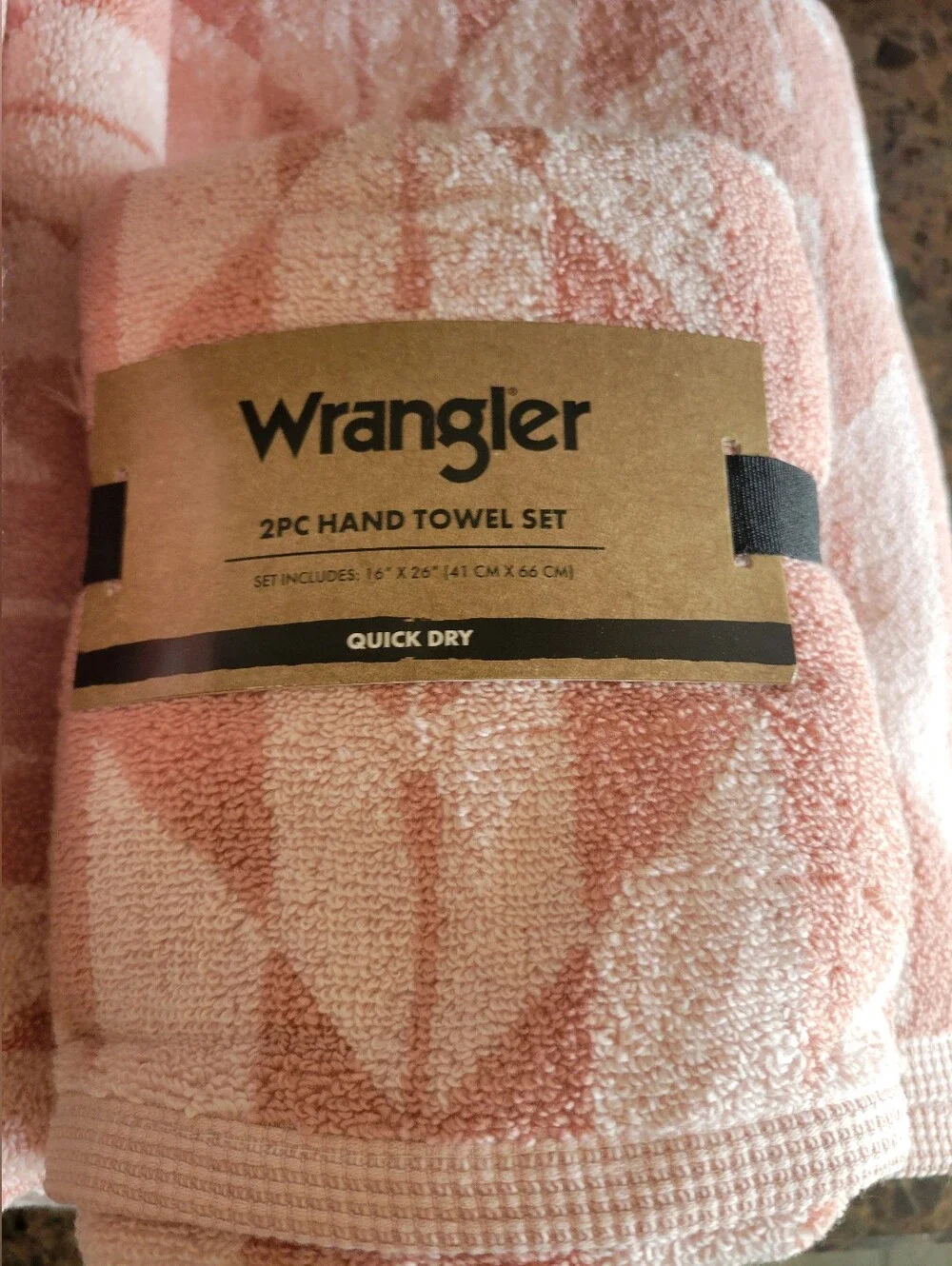 Wrangler‎ Southwest Diamond Aztec Pink Bath Towel Set New *2 bath *2 hand towels